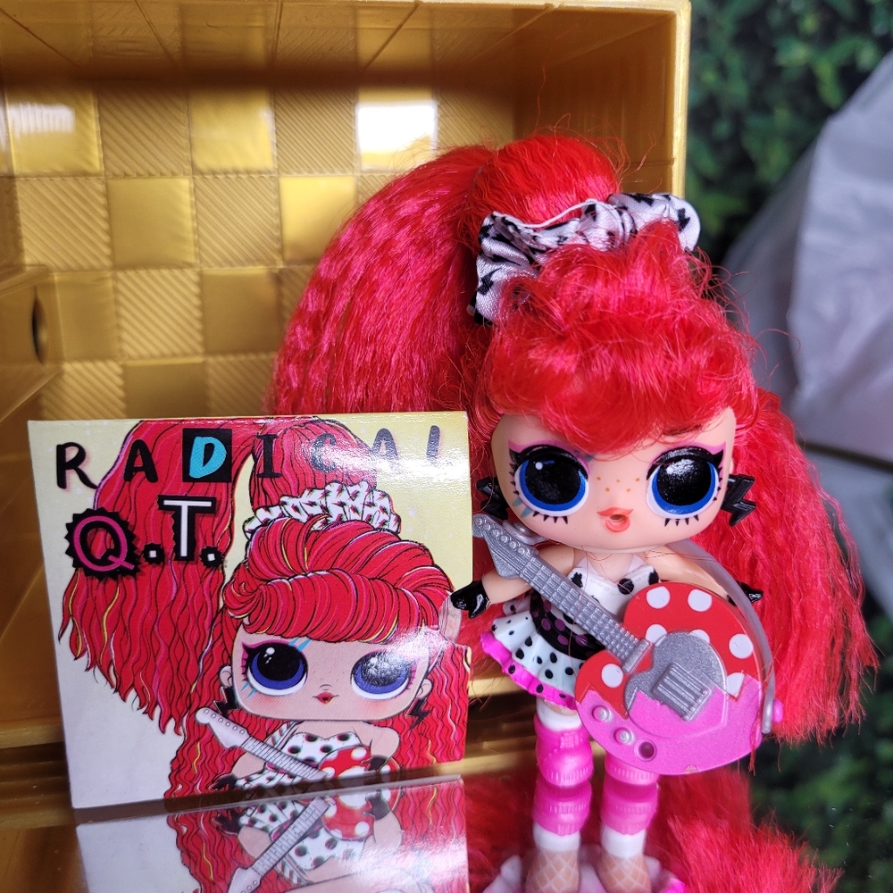 Lol surprise Remix radical qt doll small red hair guitar rock star